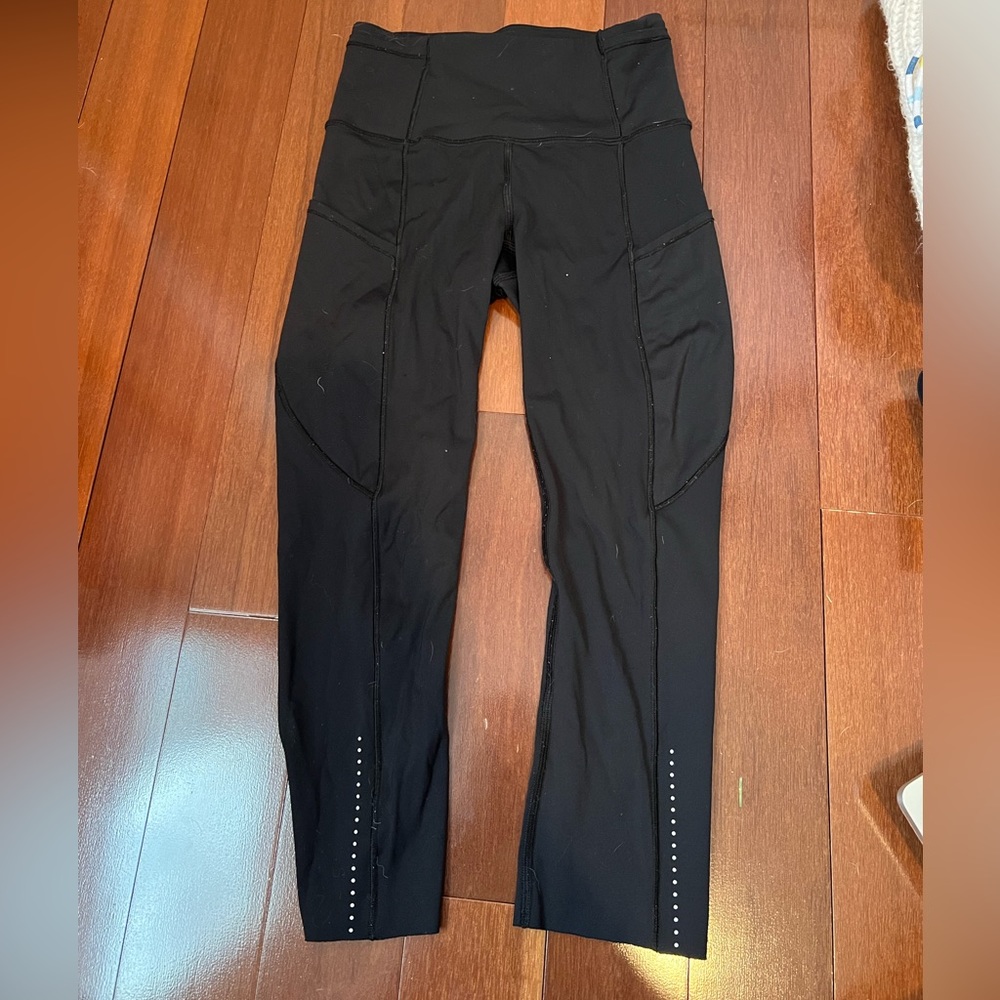 Black lululemon leggings, cropped